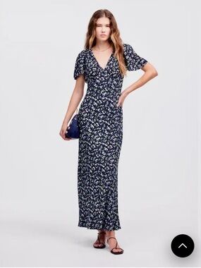 Madewell Floral Navy Flutter Sleeve V-Neck Maxi Dress, Size 10